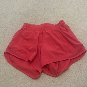Pink lululemon hotty hot low rise lined shorts 2.5 size 2 great condition
